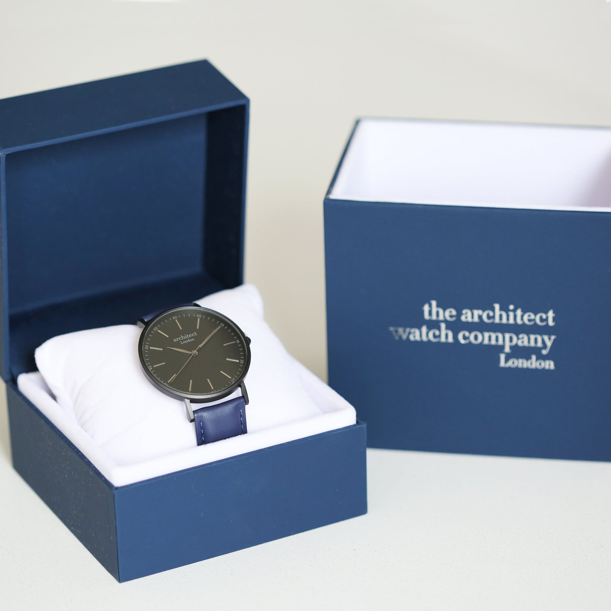 Modern Font Engraving - Men's Minimalist Watch + Admiral Blue Strap - Salim Fashion